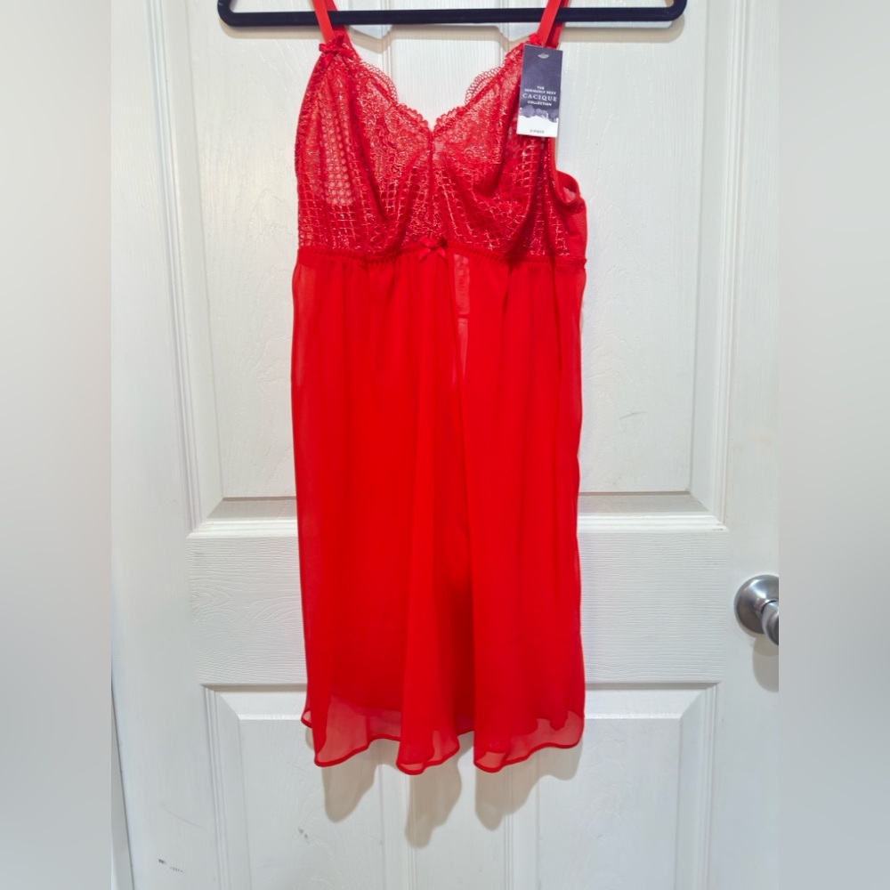 NWT Cacique Red Lace Chemise & Gstring Set 12